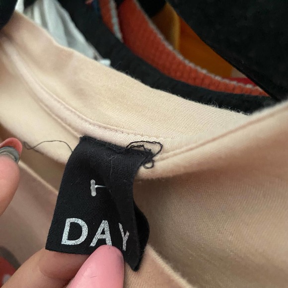 The Rolling Stones Graphic Print Crew Neck Short Sleeve Tee Tan Size XS - Picture 5 of 5